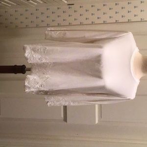 J.JILL WHITE 100% COTTON LONG TOP WITH EYELET TRIM